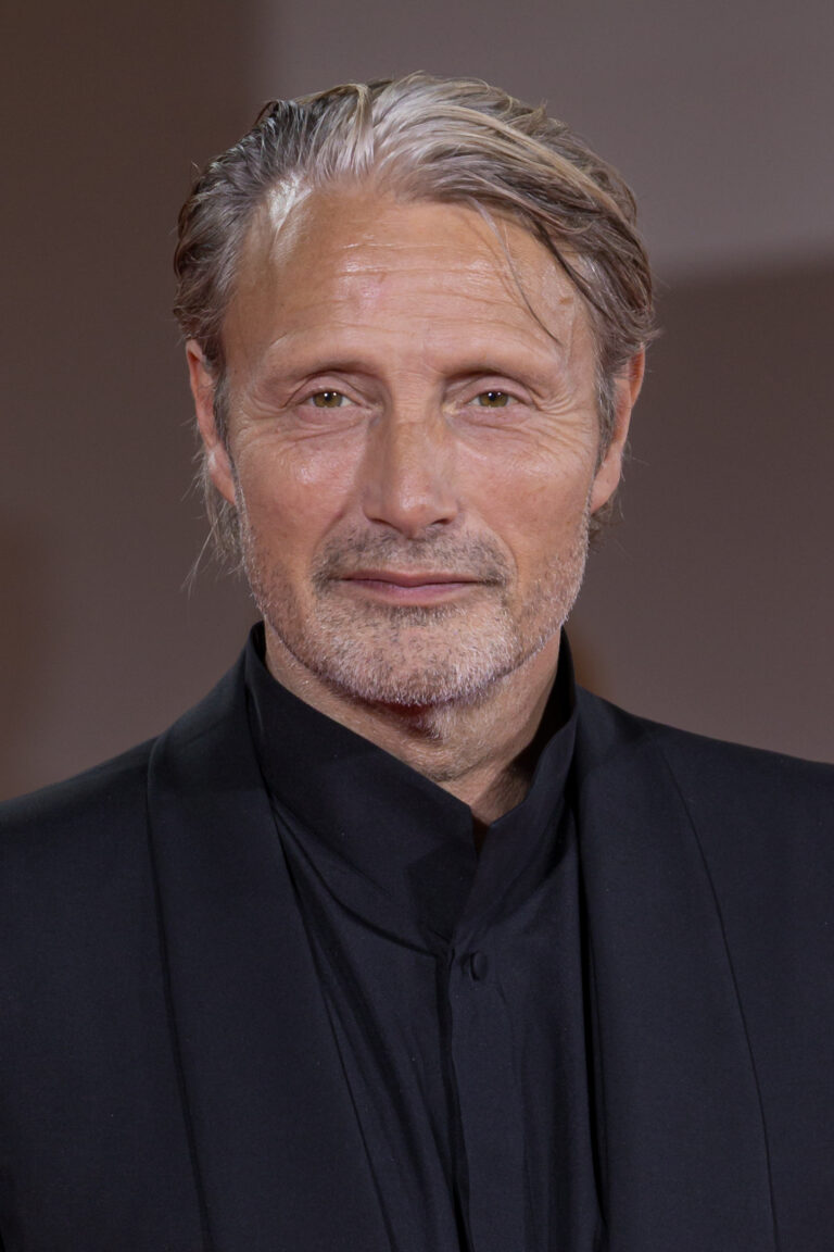 Mads Mikkelsen